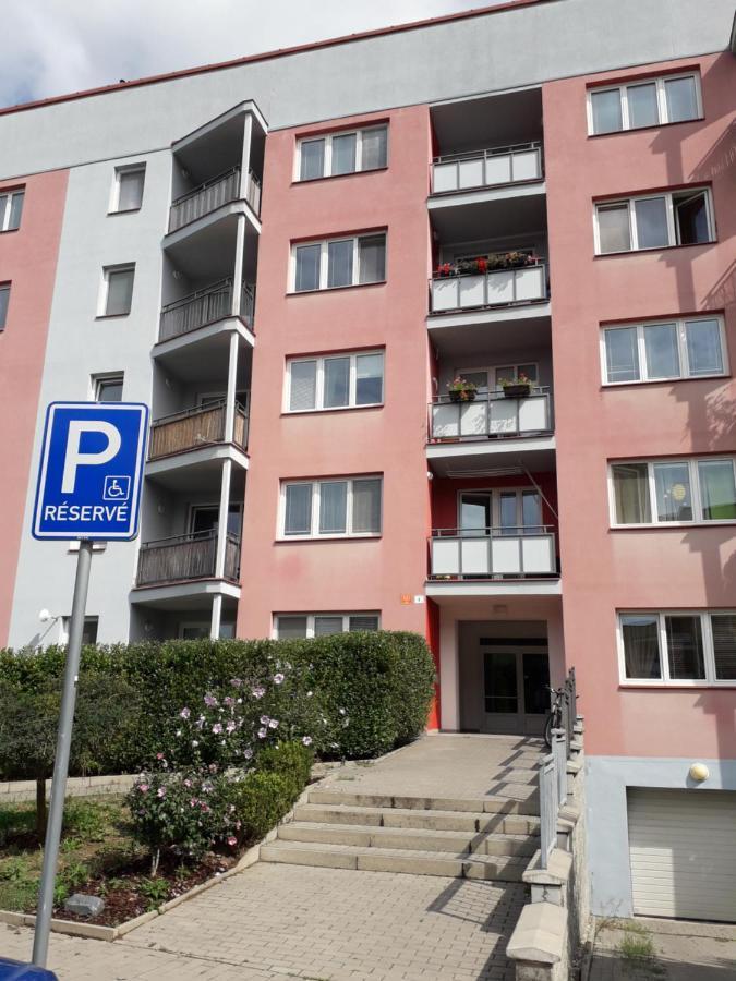 Peskova, Byt O 2 Pokojich S Terasou Olomouc Eksteriør billede